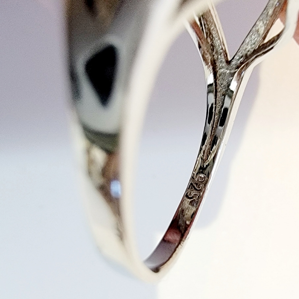 White Quartz Sterling Silver Size 9 Ring high sparkle! - Picture 5 of 7